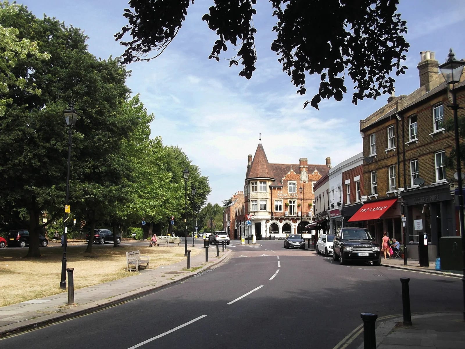 Locksmith in Enfield | Vauxhall Locksmiths London